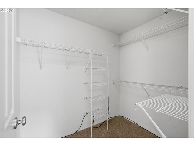 8174 Sw 181ST Ave, Beaverton, OR 97007