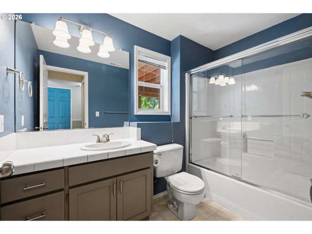 8174 Sw 181ST Ave, Beaverton, OR 97007