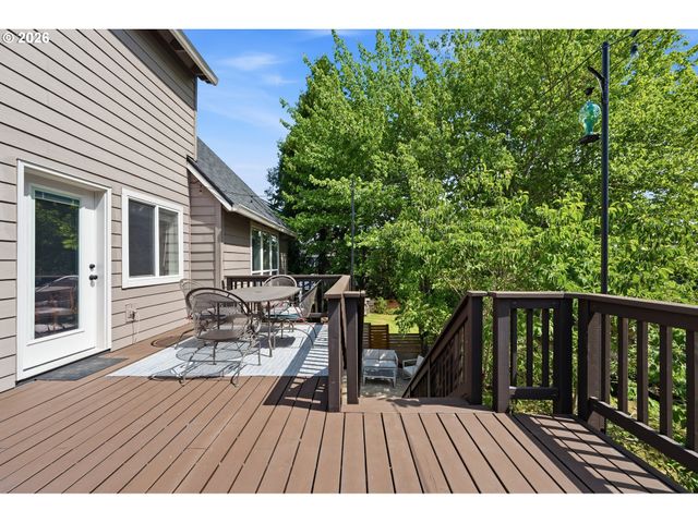 8174 Sw 181ST Ave, Beaverton, OR 97007