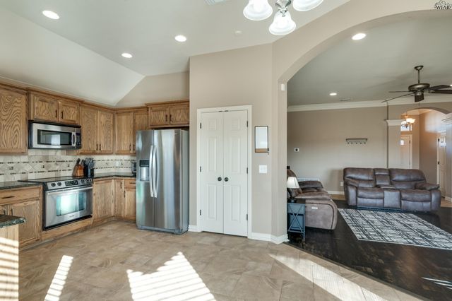 4922 SPRING HILL DRIVE, Wichita Falls, TX 76310