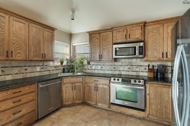 4922 SPRING HILL DRIVE, Wichita Falls, TX 76310