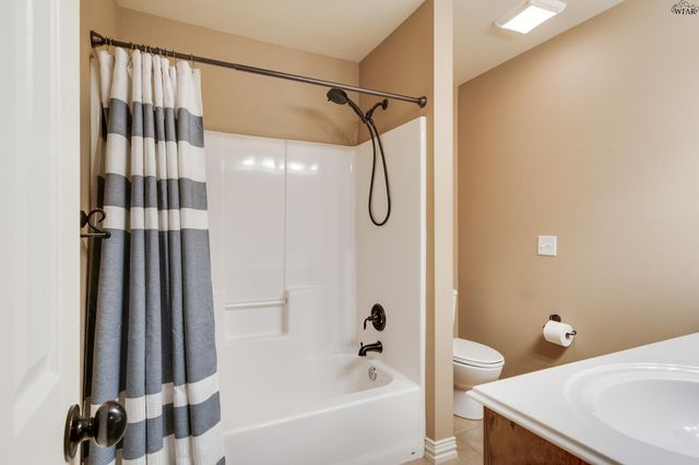 4922 SPRING HILL DRIVE, Wichita Falls, TX 76310