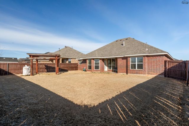 4922 SPRING HILL DRIVE, Wichita Falls, TX 76310