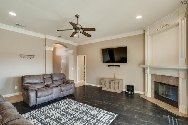 4922 SPRING HILL DRIVE, Wichita Falls, TX 76310