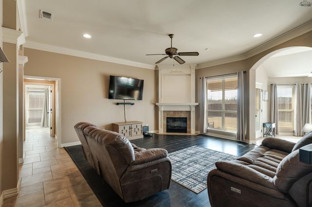 4922 SPRING HILL DRIVE, Wichita Falls, TX 76310