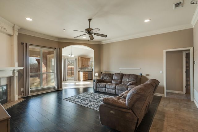 4922 SPRING HILL DRIVE, Wichita Falls, TX 76310