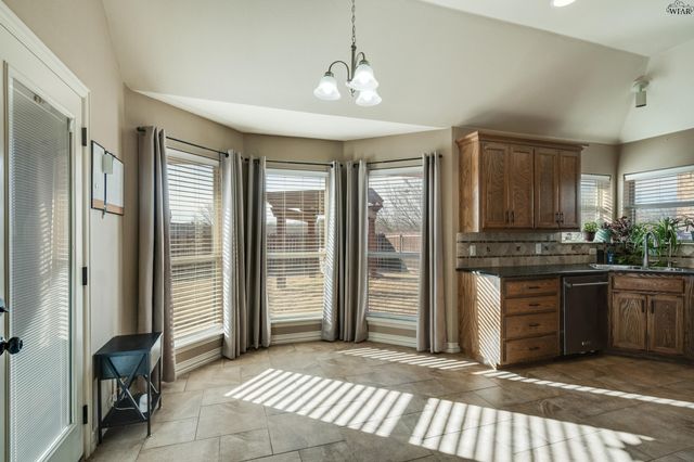 4922 SPRING HILL DRIVE, Wichita Falls, TX 76310