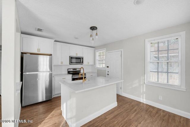 2981 ERNEST Street, Jacksonville, FL 32205