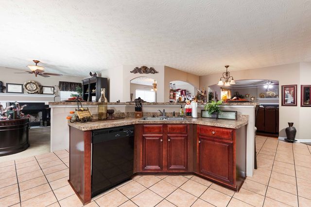 43 Seminole Trail, Fort Mitchell, AL 36856