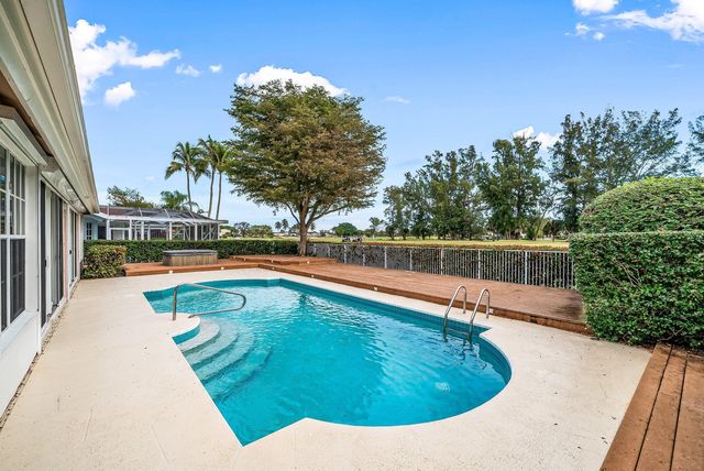 230 Eagleton Estate Boulevard, Palm Beach Gardens, FL 33418