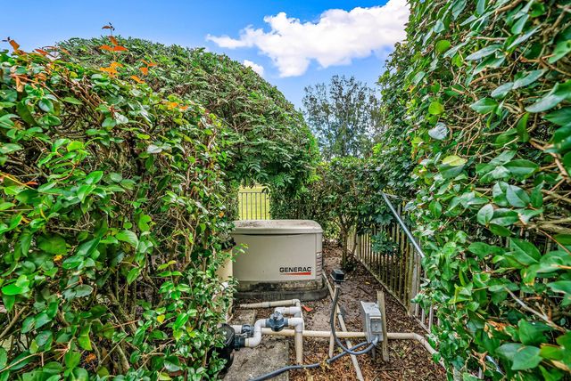 230 Eagleton Estate Boulevard, Palm Beach Gardens, FL 33418