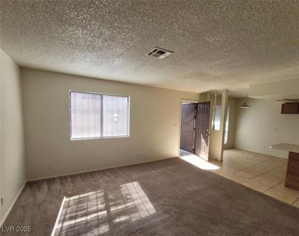 4300 North Lamont Street 232, Las Vegas, NV 89115