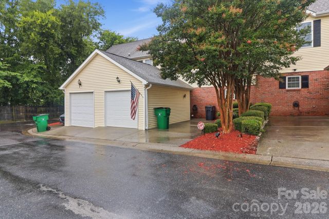 4311 Laurel Hill Lane, Charlotte, NC 28217