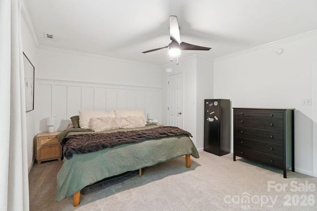 4311 Laurel Hill Lane, Charlotte, NC 28217