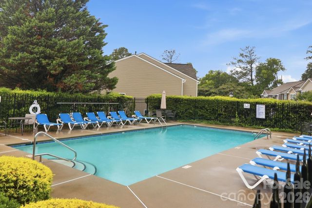 4311 Laurel Hill Lane, Charlotte, NC 28217