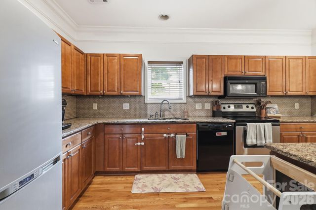 4311 Laurel Hill Lane, Charlotte, NC 28217