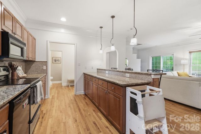 4311 Laurel Hill Lane, Charlotte, NC 28217