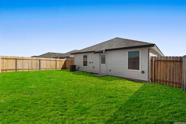 344 Cottonmouth, Seguin, TX 78155