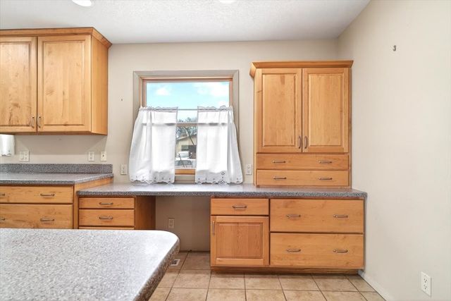 102 Fort Union, White Rock, NM 87547