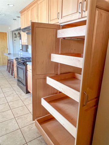 102 Fort Union, White Rock, NM 87547