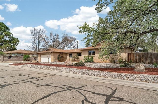 102 Fort Union, White Rock, NM 87547