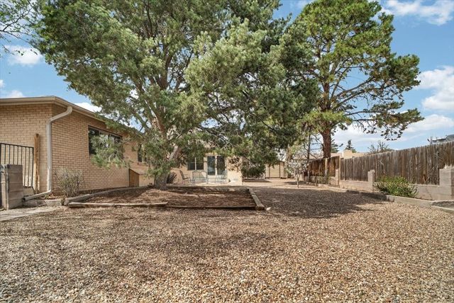 102 Fort Union, White Rock, NM 87547