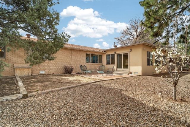 102 Fort Union, White Rock, NM 87547