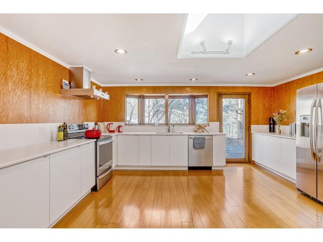 1164 Peakview Cir, Boulder, CO 80302