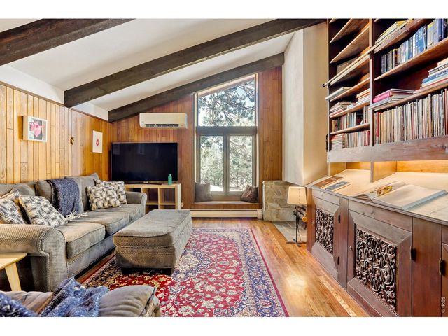 1164 Peakview Cir, Boulder, CO 80302