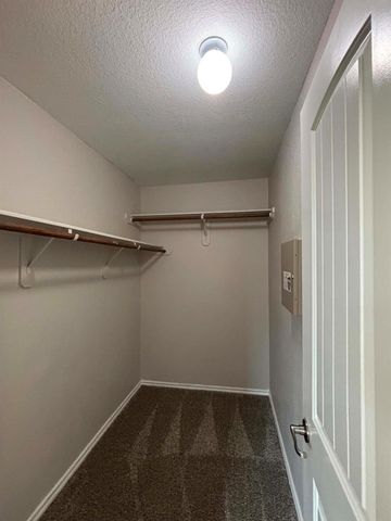 1707 Hickory Burl Lane, Conroe, TX 77301