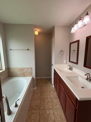 1707 Hickory Burl Lane, Conroe, TX 77301