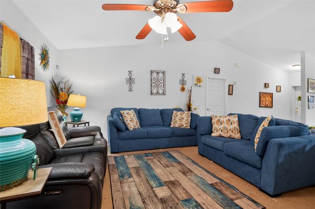 619 PINKNEY STREET, Eustis, FL 32726