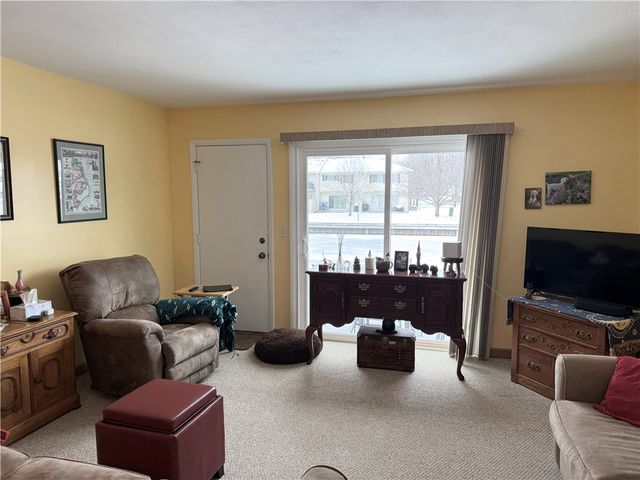 107 Holiday Harbour, Canandaigua City, NY 14424