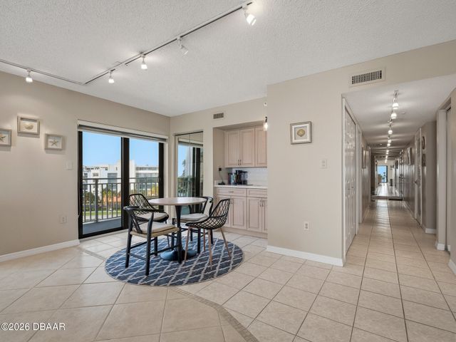 5207 S Atlantic Ave Apt 426, New Smyrna Beach, FL 32169