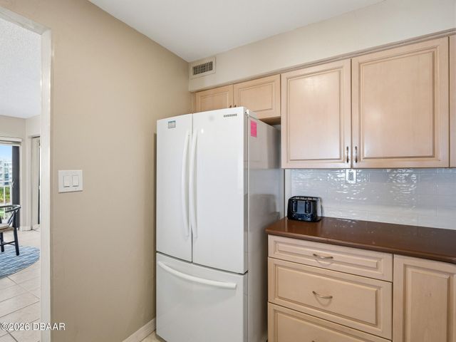 5207 S Atlantic Ave Apt 426, New Smyrna Beach, FL 32169
