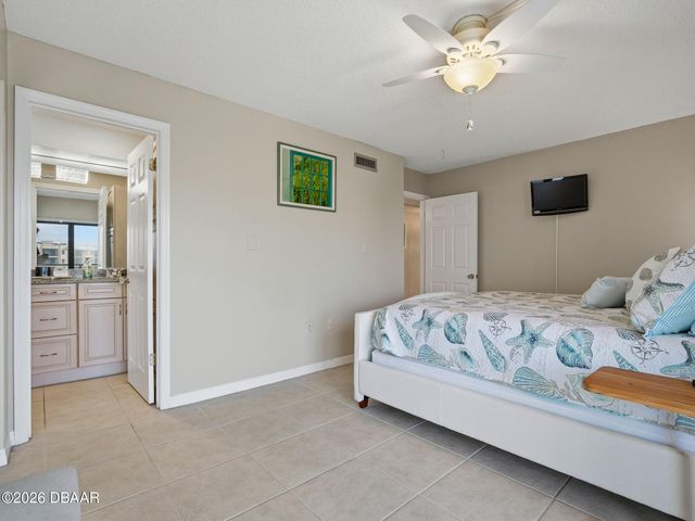 5207 S Atlantic Ave Apt 426, New Smyrna Beach, FL 32169