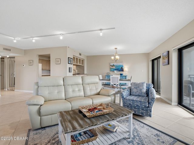5207 S Atlantic Ave Apt 426, New Smyrna Beach, FL 32169
