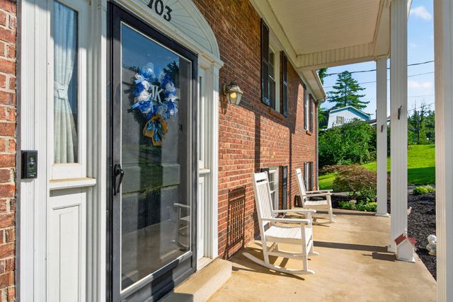 103 Pleasant Ridge Drive, Richmond, KY 40475