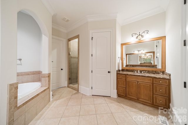 602 Beauhaven Lane, Waxhaw, NC 28173