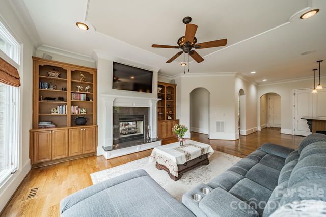 602 Beauhaven Lane, Waxhaw, NC 28173