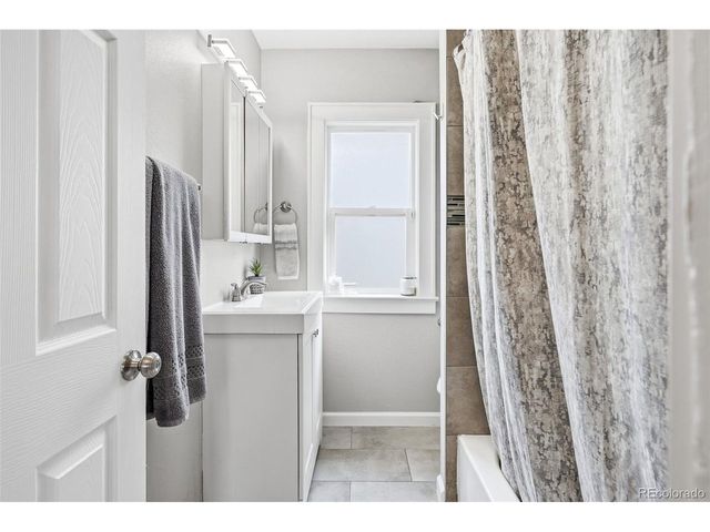 6660 Irving St, Denver, CO 80221