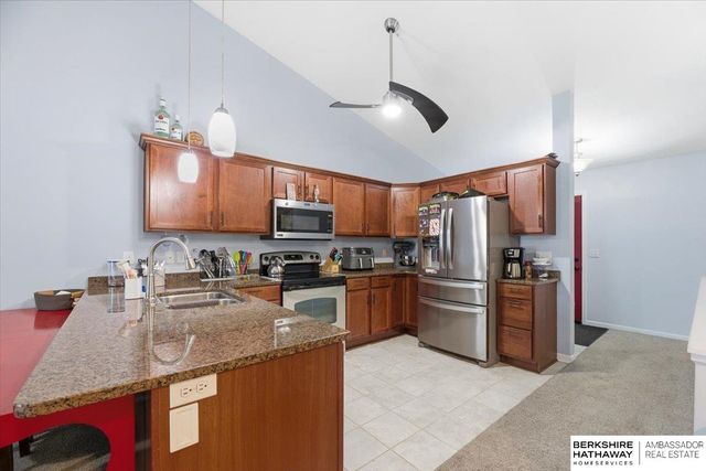 7901 S 24th Street, Bellevue, NE 68147