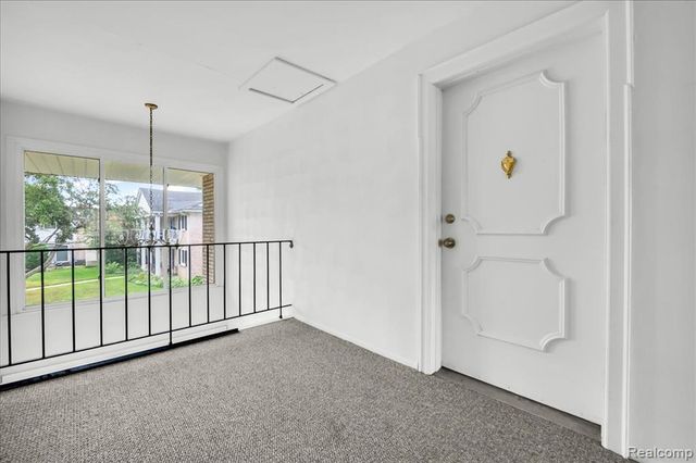 13900 Camelot Drive 84, Sterling Heights, MI 48312