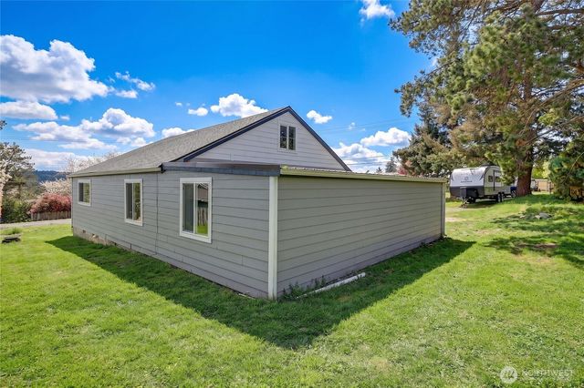 1320 Swantown Road, Oak Harbor, WA 98277