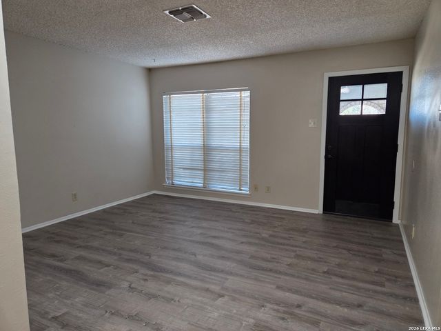 10807 Green Brook, San Antonio, TX 78223