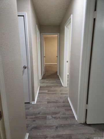 10807 Green Brook, San Antonio, TX 78223