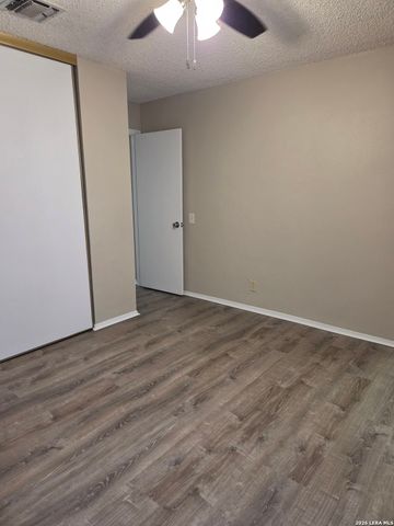 10807 Green Brook, San Antonio, TX 78223