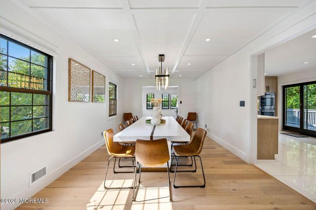 8 Heath Street, Eatontown, NJ 07724