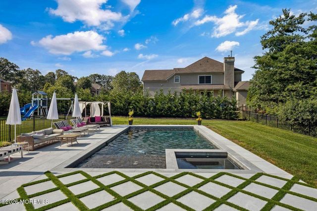 8 Heath Street, Eatontown, NJ 07724