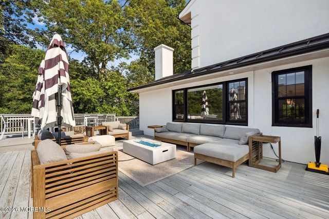 8 Heath Street, Eatontown, NJ 07724